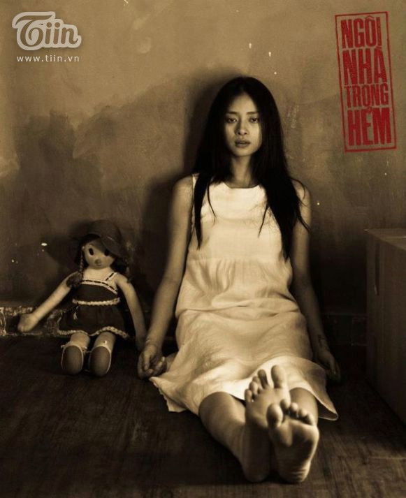 Vẻ "ghê rợn" của Ngô Thanh Vân trong phim Ngôi nhà trong hẻm