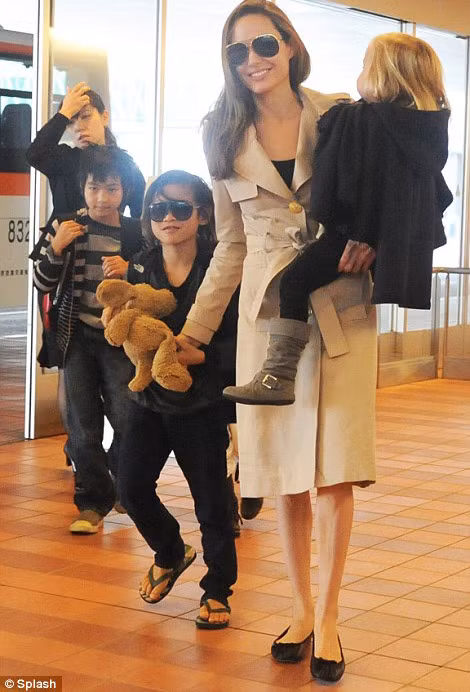 Pax Thiên và hành trình 4 năm cùng mẹ Angelina ảnh 9