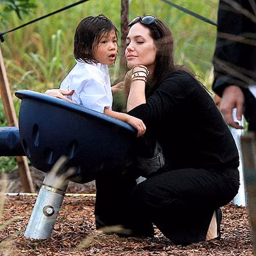 Pax Thiên và hành trình 4 năm cùng mẹ Angelina ảnh 3