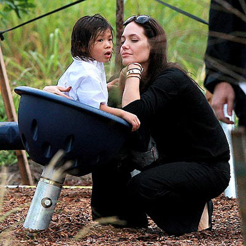 Pax Thiên và hành trình 4 năm cùng mẹ Angelina ảnh 3 Pax Thiên và hành trình 4 năm cùng mẹ Angelina ảnh 3