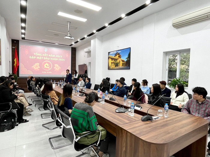 Trung tâm Y sinh và sức khoẻ cộng đồng/Nhóm nghiên cứu liên ngành về y sinh và sức khoẻ tổng kết năm 2023 3.jpg