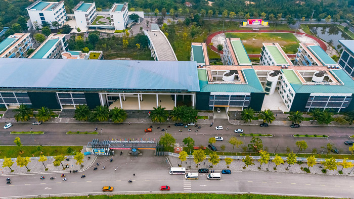 Toàn cảnh Trường Trung học phổ thông Chuyên Vĩnh Phúc. Ảnh: Sở Giáo dục và Đào tạo Vĩnh Phúc thpt chuyên vĩnh phúc.jpg