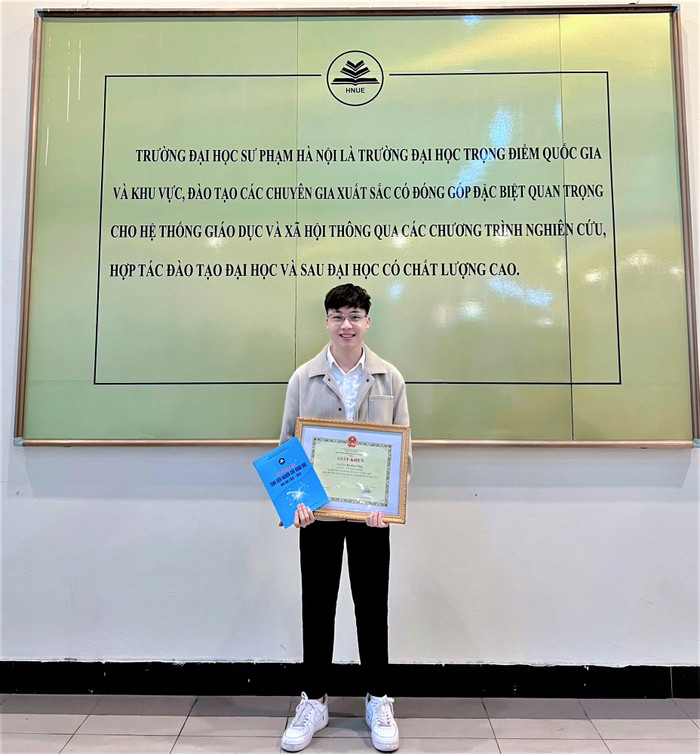 Hà Huy Công, sinh viên lớp K70CLC, khoa Sinh học tại Trường Đại học Sư phạm Hà Nội. Ảnh: NVCC fc9d667a36ed9bb3c2fc.jpg