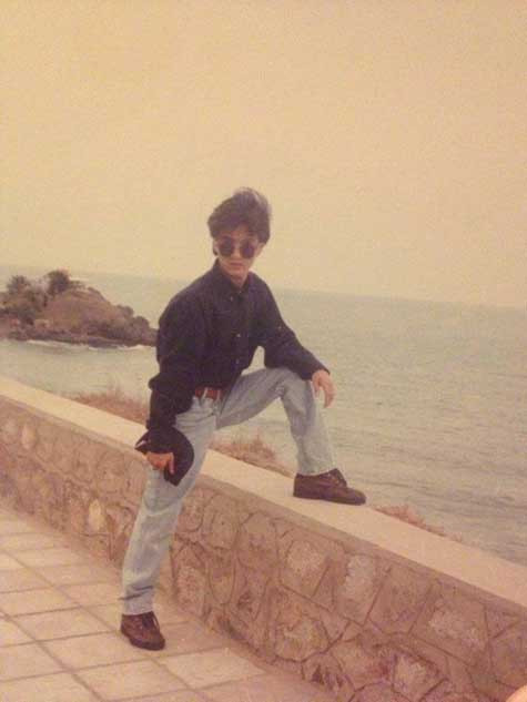 Ca sĩ rất "ngầu"với style lúc bấy giờ