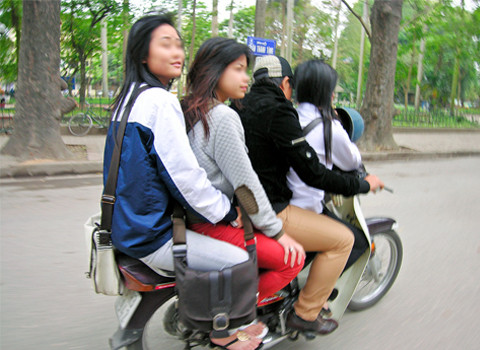 Chụp tại quận Hai Bà Trưng - Hà Nội. Ảnh: Hoàng Xuân Khánh. Chụp tại quận Hai Bà Trưng - Hà Nội. Ảnh: Hoàng Xuân Khánh.