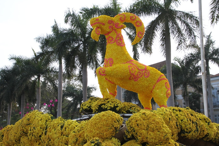 Nổi bật nhất là linh vật của năm - "Dê vàng" mạnh mẽ... Nổi bật nhất là linh vật của năm - "Dê vàng" mạnh mẽ...