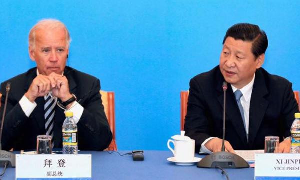 Phó Tổng thống Mỹ Joe Biden và ông Tập Cận Bình, Chủ tịch Trung Quốc. Phó Tổng thống Mỹ Joe Biden và ông Tập Cận Bình, Chủ tịch Trung Quốc.