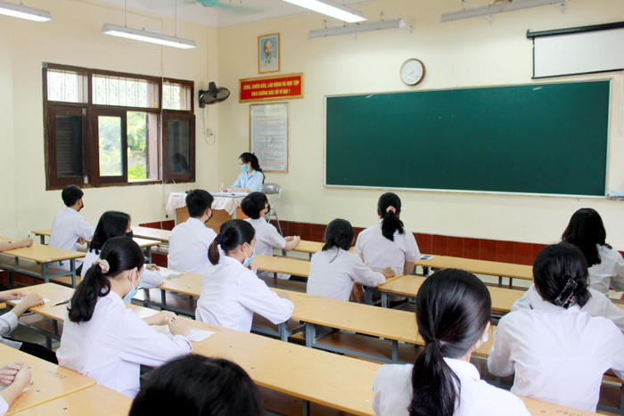 Đến nay toàn thành phố đã có 21.808 /22.028 học sinh tham gia bảo hiểm y tế đạt 99%. Đến nay toàn thành phố đã có 21.808 /22.028 học sinh tham gia bảo hiểm y tế đạt 99%.