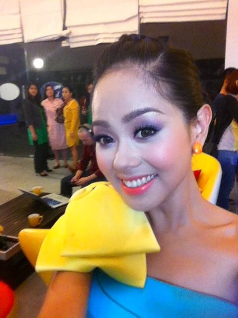 Ngay từ đầu cuộc thi Hoàng Quyên đã được coi là ứng viên nặng ký cho ngôi vị Thần tượng Âm nhạc 2012 Ngay từ đầu cuộc thi Hoàng Quyên đã được coi là ứng viên nặng ký cho ngôi vị Thần tượng Âm nhạc 2012