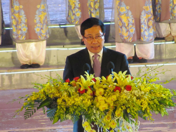 Phó Thủ tướng Phạm Bình Minh phát biểu khai mạc Festival Huế 2016. Ảnh: B.S Phó Thủ tướng Phạm Bình Minh phát biểu khai mạc Festival Huế 2016. Ảnh: B.S