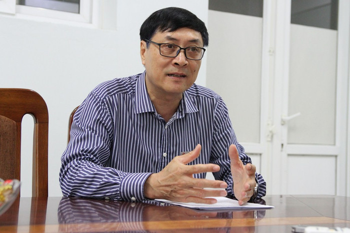 Thầy Nguyễn Quốc Bình trao đổi với phóng viên. Ảnh: Đỗ Thơm Thầy Nguyễn Quốc Bình trao đổi với phóng viên. Ảnh: Đỗ Thơm