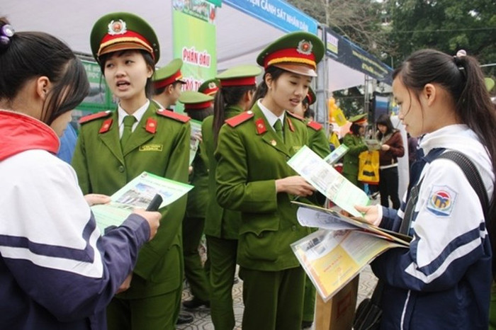 Người trong cuộc nêu 4 lý do khiến ngành công an hút thí sinh ảnh 2 Người trong cuộc nêu 4 lý do khiến ngành công an hút thí sinh ảnh 2