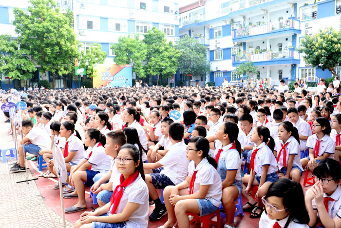 Đông đảo học sinh của trường đã tham dự buổi lễ. Ảnh: Nhà trường cung cấp Đông đảo học sinh của trường đã tham dự buổi lễ. Ảnh: Nhà trường cung cấp