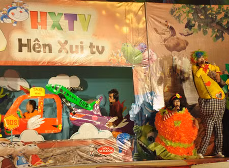 Bản tin SV của ĐH Yersin Đà Lạt gây nhiều ấn tượng với khán giả và ban giám khảo.