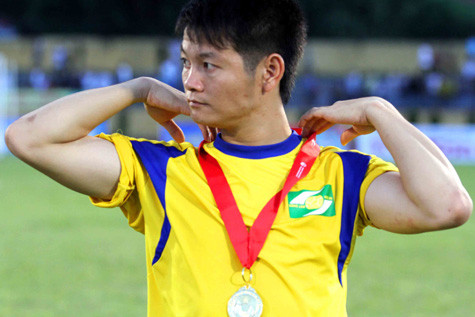 Văn Quyến năm Nhâm Thìn không còn là "thằng béo". Văn Quyến năm Nhâm Thìn không còn là "thằng béo".