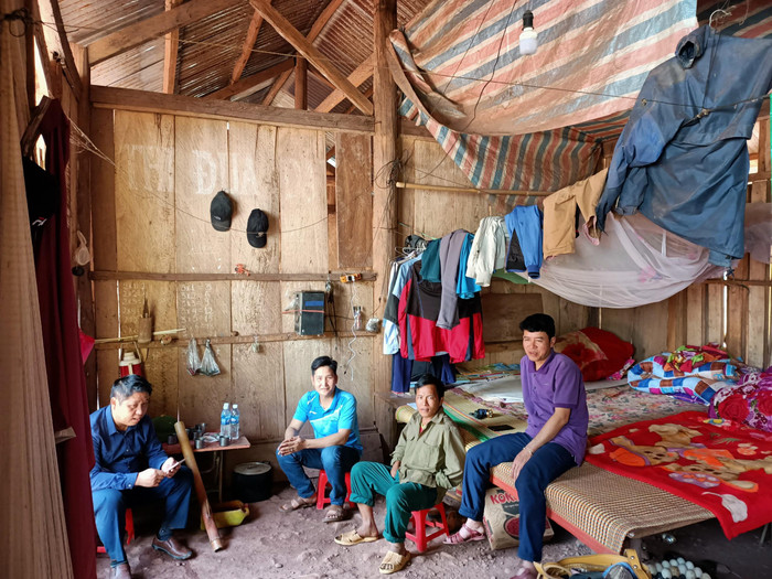 Giáo viên vùng cao sống trong cảnh vất vả, điều kiện cơ sở vật chất thiếu thốn, mong có khoản thưởng Tết để động viên. Ảnh: LC Giáo viên vùng cao sống trong cảnh vất vả, điều kiện cơ sở vật chất thiếu thốn, mong có khoản thưởng Tết để động viên. Ảnh: LC