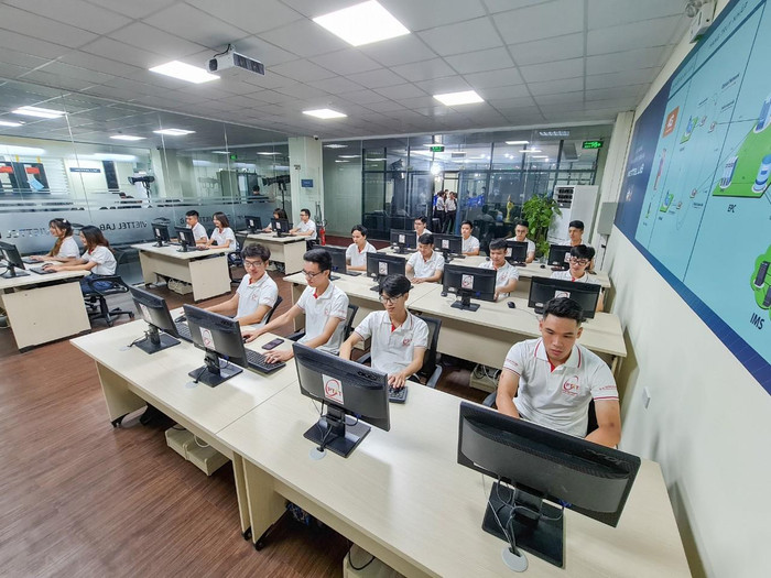 Năm 2022, Học viện Công nghệ Bưu chính Viễn thông (PTIT) đã mở ngành Khoa học máy tính (định hướng Khoa học dư liệu). Ảnh: NTCC Năm 2022, Học viện Công nghệ Bưu chính Viễn thông (PTIT) đã mở ngành Khoa học máy tính (định hướng Khoa học dư liệu). Ảnh: NTCC