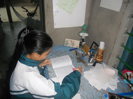 Em Trần Thị Ngọc My (HS lớp 11A2 Trường THPT Gio Linh, huyện Gio Linh, Quảng Trị).