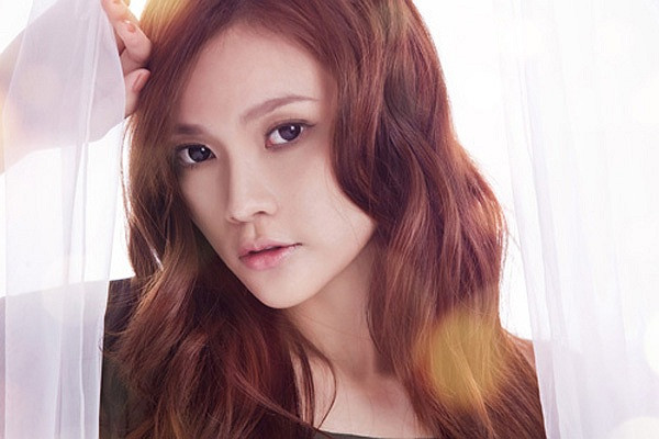 Chia sẻ về trường cũ của mình, Thu Thủy cho biết, Thủy nhớ nhất là hai cây phượng nổi tiếng của trường, nơi gắn liền với biết bao kỷ niệm thời đi học. <<Á KHÔI CĐ TÀI CHÍNH - HẢI QUAN ĐẸP LÃNG MẠN TRONG SẮC TÍM <<HOT GIRL CẨM TÚ ĐẸP LÃNG MẠN TRONG SẮC MÀU HOA CỎ <<NGỠ NGÀNG HOT GIRL CÓ VẺ ĐẸP GIỐNG CA SỸ BẢO THY <<NỮ SINH CĐ DU LỊCH ĐẸP DỊU DÀNG TRONG NẮNG THU Chia sẻ về trường cũ của mình, Thu Thủy cho biết, Thủy nhớ nhất là hai cây phượng nổi tiếng của trường, nơi gắn liền với biết bao kỷ niệm thời đi học. <<Á KHÔI CĐ TÀI CHÍNH - HẢI QUAN ĐẸP LÃNG MẠN TRONG SẮC TÍM <<HOT GIRL CẨM TÚ ĐẸP LÃNG MẠN TRONG SẮC MÀU HOA CỎ <<NGỠ NGÀNG HOT GIRL CÓ VẺ ĐẸP GIỐNG CA SỸ BẢO THY <<NỮ SINH CĐ DU LỊCH ĐẸP DỊU DÀNG TRONG NẮNG THU