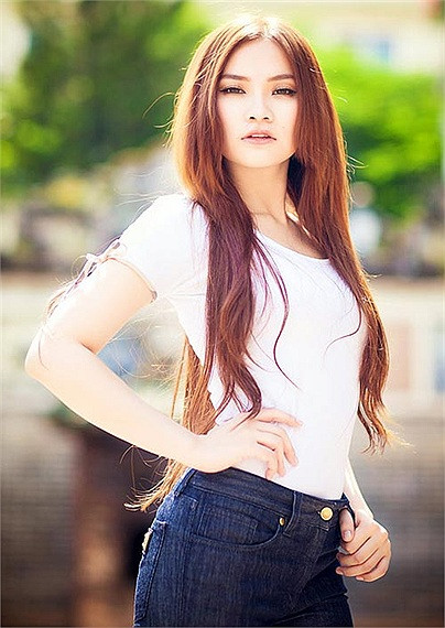 Gương mặt nổi bật nhất trong dàn nữ sinh hot trường Bùi Thị Xuân chính là cô nàng Candy Thu Thủy. Từ còn đi học cấp ba, Thu Thủy đã được toàn trường biết đến khi thường xuyên tham gia các cuộc thi ca hát.. <<Á KHÔI CĐ TÀI CHÍNH - HẢI QUAN ĐẸP LÃNG MẠN TRONG SẮC TÍM <<HOT GIRL CẨM TÚ ĐẸP LÃNG MẠN TRONG SẮC MÀU HOA CỎ <<NGỠ NGÀNG HOT GIRL CÓ VẺ ĐẸP GIỐNG CA SỸ BẢO THY <<NỮ SINH CĐ DU LỊCH ĐẸP DỊU DÀNG TRONG NẮNG THU Gương mặt nổi bật nhất trong dàn nữ sinh hot trường Bùi Thị Xuân chính là cô nàng Candy Thu Thủy. Từ còn đi học cấp ba, Thu Thủy đã được toàn trường biết đến khi thường xuyên tham gia các cuộc thi ca hát.. <<Á KHÔI CĐ TÀI CHÍNH - HẢI QUAN ĐẸP LÃNG MẠN TRONG SẮC TÍM <<HOT GIRL CẨM TÚ ĐẸP LÃNG MẠN TRONG SẮC MÀU HOA CỎ <<NGỠ NGÀNG HOT GIRL CÓ VẺ ĐẸP GIỐNG CA SỸ BẢO THY <<NỮ SINH CĐ DU LỊCH ĐẸP DỊU DÀNG TRONG NẮNG THU