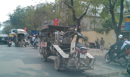 Xe cõng xe. Xe cõng xe.