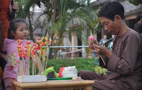 Ước mơ (chụp tại khu Văn Thánh). Ước mơ (chụp tại khu Văn Thánh).