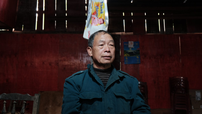 Cựu chiến binh Trần Ngọc Phù kể lại trận đánh năm xưa. (Ảnh: Lại Cường) Cựu chiến binh Trần Ngọc Phù kể lại trận đánh năm xưa. (Ảnh: Lại Cường)