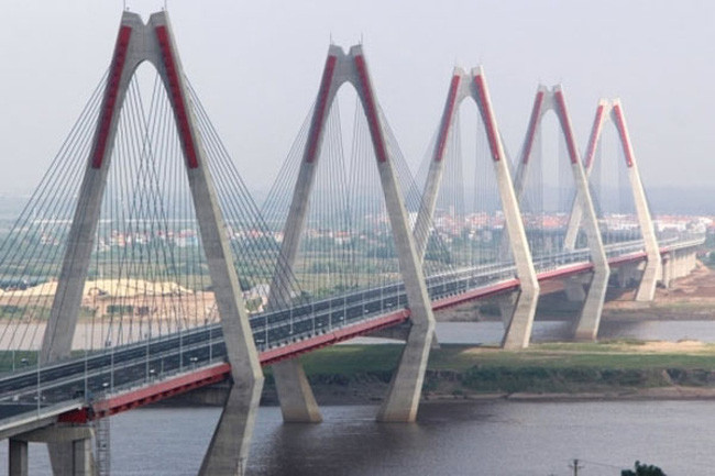 Cầu Nhật Tân. (Ảnh: VTV.vn)