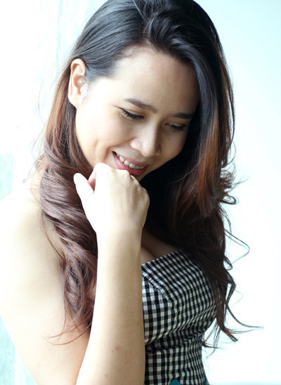 Lưu Hương Giang chia sẻ hạnh phúc làm mẹ, và chính vì điều đó làm cô ngày càng rạng rỡ.