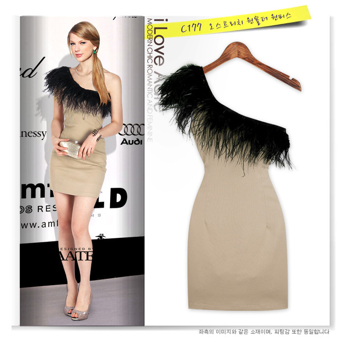 Công chúa nhạc đồng quê Taylor duyên dáng và nổi bật với bộ váy lệch vai thời trang này.