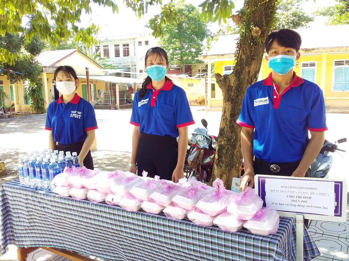 Tất cả đã sẵn sàng. Tất cả đã sẵn sàng.