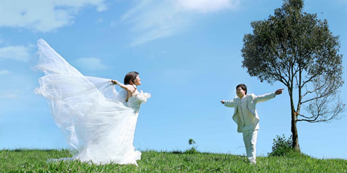 Có lẽ cũng chính điều này khiến Mộc Châu trở thành một địa điểm chụp ảnh cưới và thư giãn cuối tuần lý tưởng. Ảnh: Ngoisao.net. Có lẽ cũng chính điều này khiến Mộc Châu trở thành một địa điểm chụp ảnh cưới và thư giãn cuối tuần lý tưởng. Ảnh: Ngoisao.net.