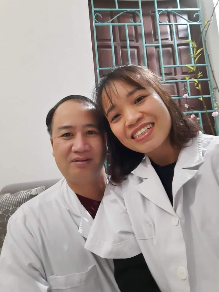 Cặp vợ chồng diệt COVID -19 Vũ Quy Bắc và Nguyễn Thị Ánh. Ảnh: Bộ Y tế.