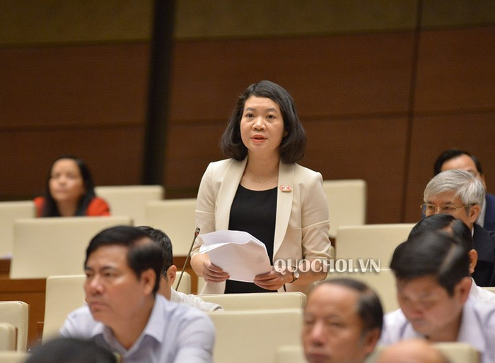 Đại biểu Mai Thị Phương Hoa phát biểu tại hội trường. Ảnh: Quochoi.vn
