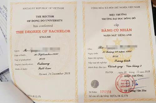 Lấy bằng giả ở Đông Đô để tiến thân có thể sẽ phải xử lý hình sự. Lấy bằng giả ở Đông Đô để tiến thân có thể sẽ phải xử lý hình sự.