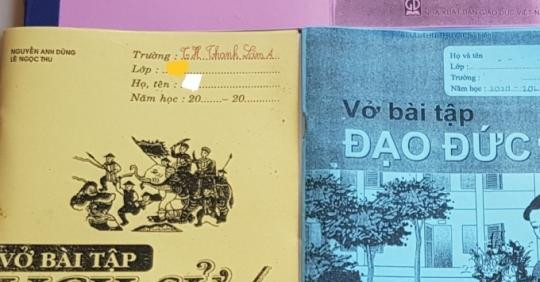 Học sinh ở Thanh Lâm A phải học sách photocopy gần 1 học kỳ. Ảnh: Độc giả cung cấp