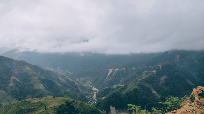 Đất trời Pa Vệ Sử nhìn từ điểm Sín Chải B.