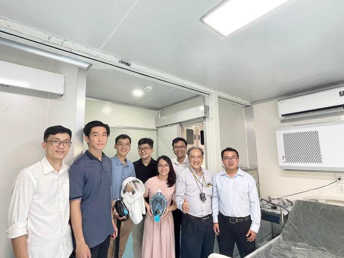 Sản phẩm Phòng áp lực âm của Phó Giáo sư trẻ cùng cộng sự. Ảnh: NVCC Sản phẩm Phòng áp lực âm của Phó Giáo sư trẻ cùng cộng sự. Ảnh: NVCC