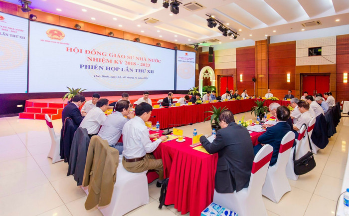 Phiên họp lần thứ XII của Hội đồng Giáo sư nhà nước nhiệm kỳ 2018-2023, ngày 4-5/11/2023. Ảnh: Hội đồng Giáo sư nhà nước Phiên họp lần thứ XII của Hội đồng Giáo sư nhà nước nhiệm kỳ 2018-2023, ngày 4-5/11/2023. Ảnh: Hội đồng Giáo sư nhà nước