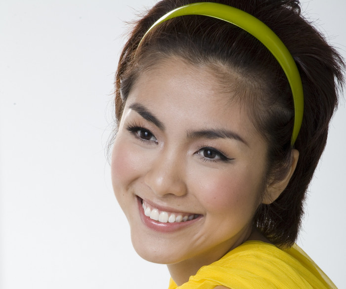 Cô nàng khả ái này từng hi sinh vì nghệ thuật khi cắt phăng mái tóc dài thành tém, nhưng trông cô vẫn rất rạng rỡ, xinh đẹp. Cô nàng khả ái này từng hi sinh vì nghệ thuật khi cắt phăng mái tóc dài thành tém, nhưng trông cô vẫn rất rạng rỡ, xinh đẹp.