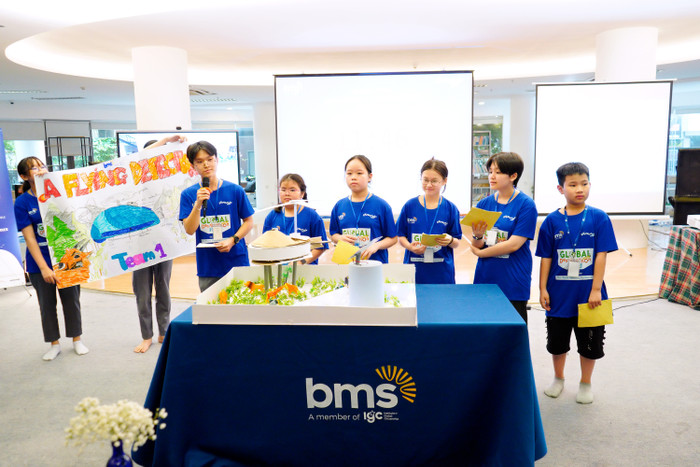 Huy chương đồng: Team 1 - Máy bay kiểm lâm. Ảnh: NTCC Huy chương đồng: Team 1 - Máy bay kiểm lâm. Ảnh: NTCC