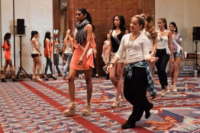 Tiếp theo đây là những hình ảnh đại diện sắc đẹp của một số nước khác tại buổi tập. Tiếp theo đây là những hình ảnh đại diện sắc đẹp của một số nước khác tại buổi tập.