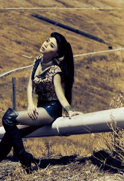 Tóc Tiên: Sợ đau không dám phẫu thuật thẩm mỹ ảnh 1 Tóc Tiên: Sợ đau không dám phẫu thuật thẩm mỹ ảnh 1