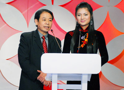 Cục trưởng Cục điện ảnh Lại Văn Sinh (trái). Ảnh: ST.