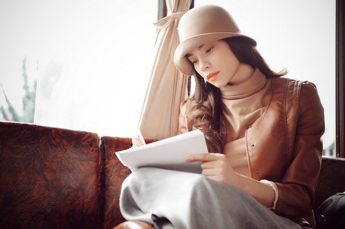 Bên cạnh những hoạt động âm nhạc, dịp Trung Thu, Hồ Ngọc Hà sẽ cùng fanclub tổ chức những chuyến đi tặng quà cho trẻ em nghèo ở các huyện ngoại thành TP HCM.