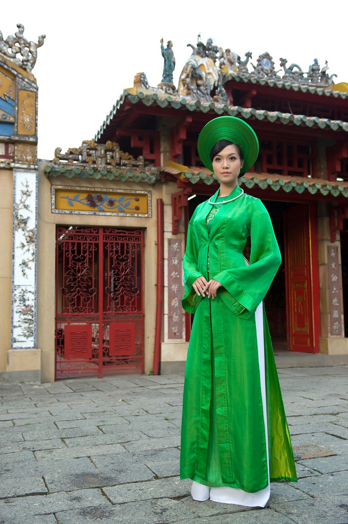 Cô là một hoa hậu được đánh giá là có cuộc sống khá khép kín, thích viết nhật ký. Cô là một hoa hậu được đánh giá là có cuộc sống khá khép kín, thích viết nhật ký.