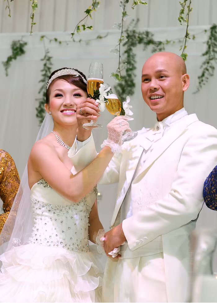 Cầu chúc cho Phan Đình Tùng và Thái Ngọc Bích trở thành một “cặp đôi hoàn hảo” trong giới nghệ thuật.