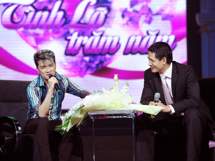 Siêu mẫu Bình Minh đã rất khéo léo đặt những câu hỏi để Mr Đàm có thể tự nhiên trải lòng về những chuyện “thầm kín”.