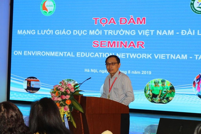 Phó Giáo sư, Tiến sĩ Phạm Quý Nhân phát biểu khai mạc tọa đàm. Ảnh: Đỗ Thơm