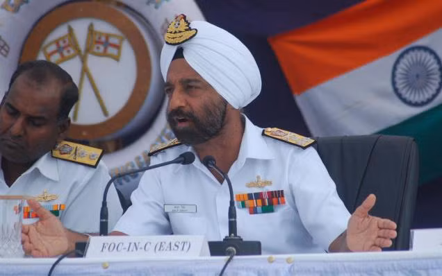 Đô đốc Anup Singh khi còn đương chức. Ảnh: The Hindu.